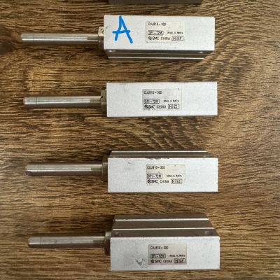 Xilanh khí mini SMC CUJB10-30D (used) (CUJB10-30D loại B)