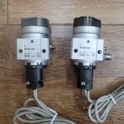 Xilanh bàn xoay dạng cánh gạt xoay 180 độ SMC MDSUB1-180S (giá 1 cái, hàng used, như hình) ()